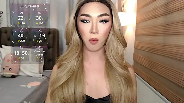 Local Hoelyx online show from 12-26-24, 05:37