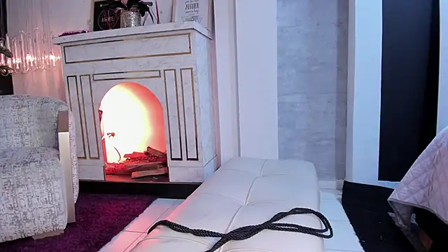  liathompsom09 online show from 03-05-25, 08:00