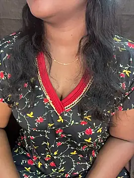 Snapshot of falooda288 chatting on 11-18-25, 11:03 falooda288 online show from 11-18-25, 11:03