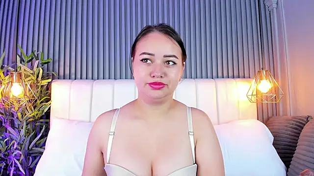 AnaisClark online show from 10-28-25, 11:25