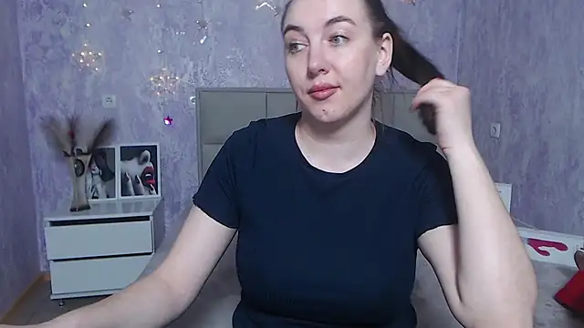 Snapshot of KaleyReed chatting on 01-29-25, 10:27 KaleyReed online show from 01-29-25, 10:27