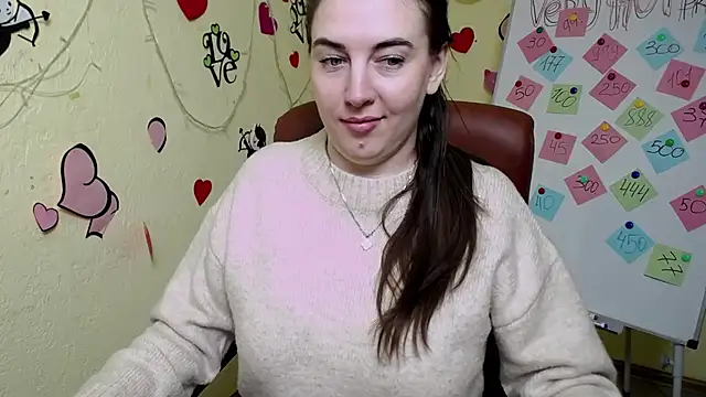 Snapshot of KaleyReed chatting on 02-06-25, 12:16 KaleyReed online show from 02-06-25, 12:16
