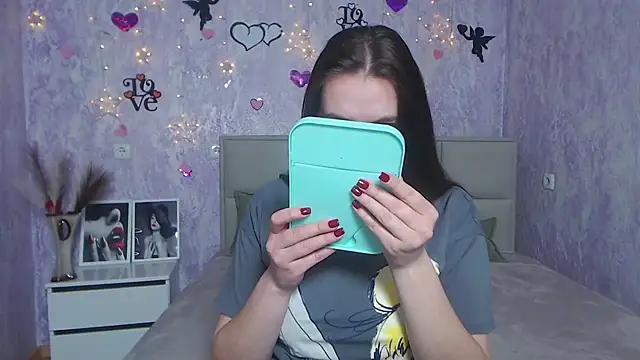 Snapshot of KaleyReed chatting on 03-11-25, 06:52 KaleyReed online show from 03-11-25, 06:52