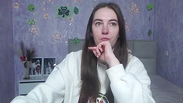 Snapshot of KaleyReed chatting on 03-14-25, 10:50 KaleyReed online show from 03-14-25, 10:50