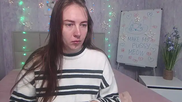 Snapshot of KaleyReed chatting on 10-01-25, 05:46 KaleyReed online show from 10-01-25, 05:46