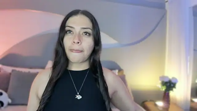 Nicolle W online show from 10-15-25, 11:54