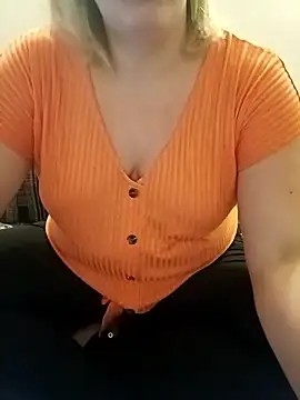 Snapshot of elisacoquineoff chatting on 12-04-24, 09:24 elisacoquineoff online show from 12-04-24, 09:24