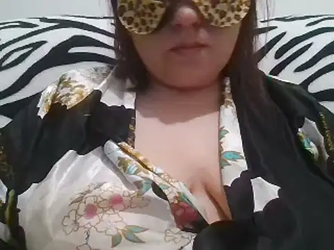 Snapshot of Mayallasexy chatting on 12-18-24, 12:54 Mayallasexy online show from 12-18-24, 12:54