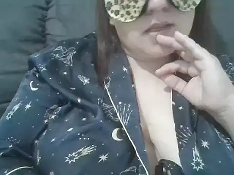 Snapshot of Mayallasexy chatting on 12-24-24, 01:49 Mayallasexy online show from 12-24-24, 01:49