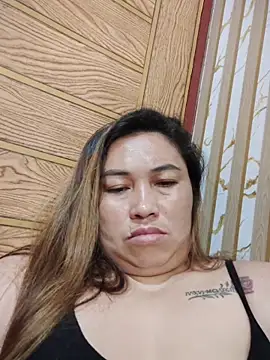 LalaiAsian online show from 12-16-25, 01:43