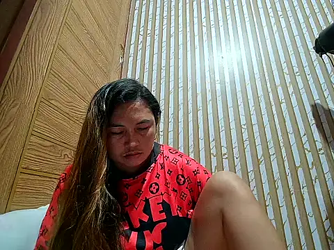 Snapshot of LalaiAsian chatting on 02-15-26, 05:31 LalaiAsian online show from 02-15-26, 05:31