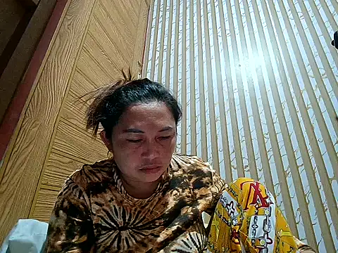 Snapshot of LalaiAsian chatting on 02-19-26, 04:36 LalaiAsian online show from 02-19-26, 04:36