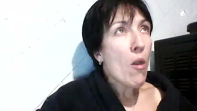 SunnyAmorre online show from 09-18-25, 08:22