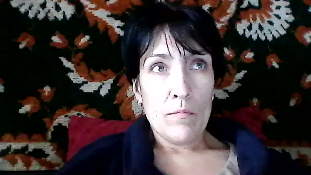 SunnyAmorre online show from 10-31-25, 09:10