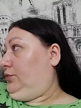 Snapshot of Rini333 chatting on 10-13-25, 05:29 Rini333 online show from 10-13-25, 05:29