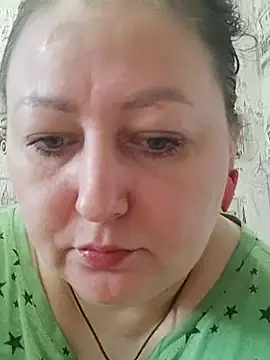 Snapshot of Rini333 chatting on 10-15-25, 11:10 Rini333 online show from 10-15-25, 11:10