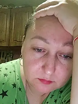 Snapshot of Rini333 chatting on 10-30-25, 06:52 Rini333 online show from 10-30-25, 06:52