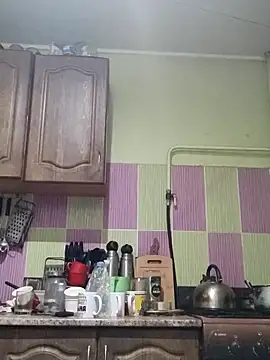 Snapshot of Rini333 chatting on 11-16-25, 06:02 Rini333 online show from 11-16-25, 06:02