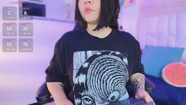 io chie  online show from 03-21-25, 04:06