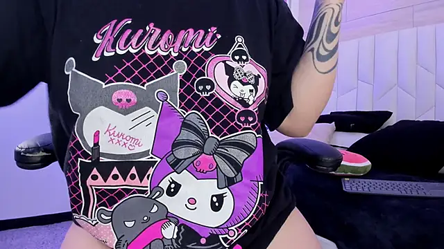 io chie  online show from 09-16-25, 04:46