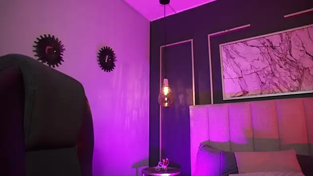 Samantha Brooke online show from 10-29-25, 01:46