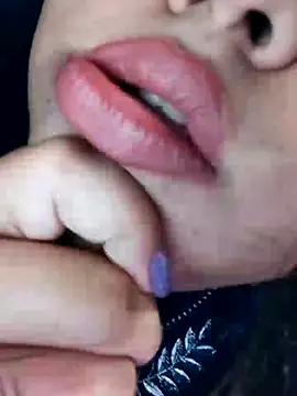 Snapshot of Srishtijain51 chatting on 01-05-25, 02:52 Srishtijain51 online show from 01-05-25, 02:52