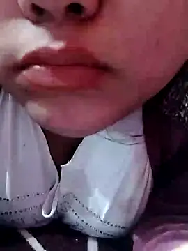 Snapshot of Srishtijain51 chatting on 01-16-25, 07:10 Srishtijain51 online show from 01-16-25, 07:10