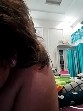 Snapshot of Srishtijain51 chatting on 02-26-25, 12:58 Srishtijain51 online show from 02-26-25, 12:58