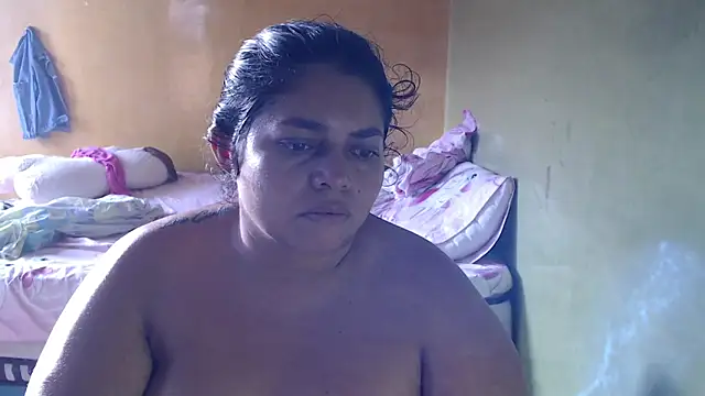 Snapshot of yulieth_bbw chatting on 10-14-25, 11:33 yulieth bbw online show from 10-14-25, 11:33