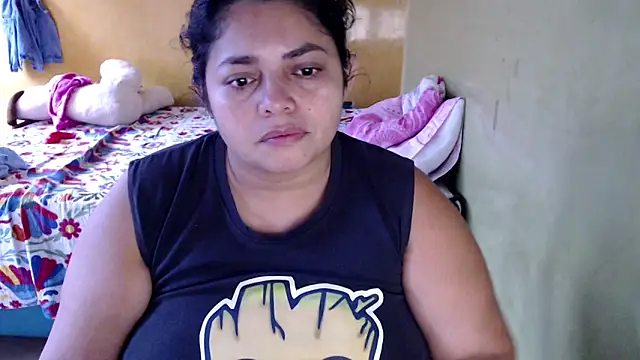 Snapshot of yulieth_bbw chatting on 10-21-25, 11:11 yulieth bbw online show from 10-21-25, 11:11