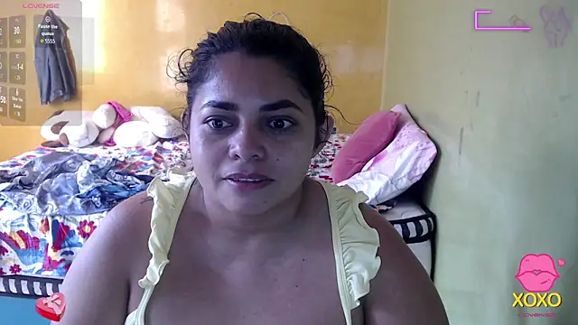 Snapshot of yulieth_bbw chatting on 11-01-25, 12:18 yulieth bbw online show from 11-01-25, 12:18