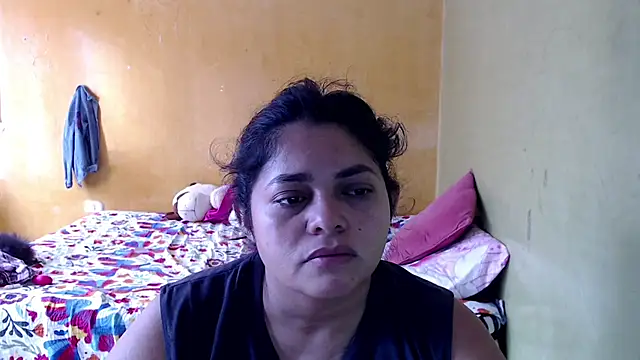 Snapshot of yulieth_bbw chatting on 11-16-25, 01:39 yulieth bbw online show from 11-16-25, 01:39