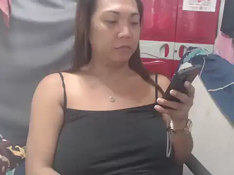 Snapshot of AsianNastyHOTCUM chatting on 10-19-25, 06:03 AsianNastyHOTCUM online show from 10-19-25, 06:03