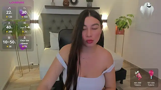 Snapshot of bella_99_ chatting on 03-05-26, 12:01 bella 99 online show from 03-05-26, 12:01