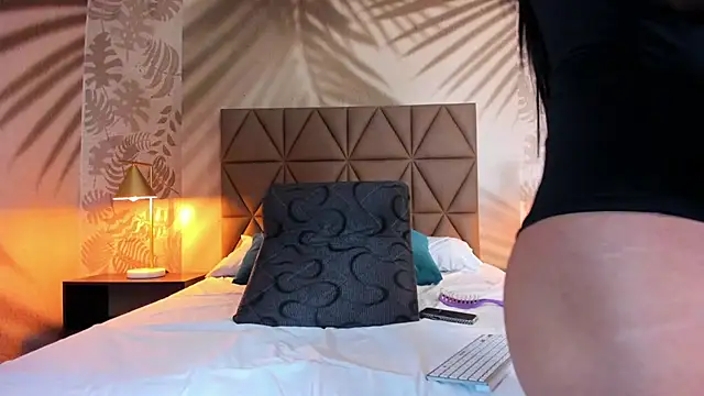 Scarleett 22 online show from 11-11-25, 08:09