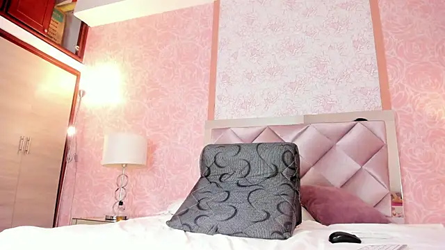 Scarleett 22 online show from 11-28-25, 08:22