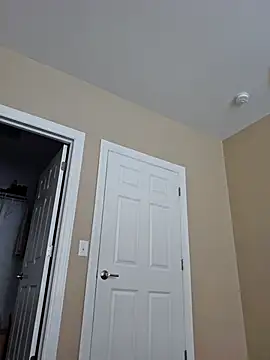 AmethystFoxx online show from 10-17-25, 08:00