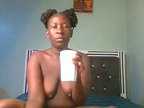 blackcuteebony online show from 10-05-25, 07:45