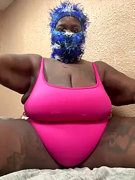 bbwkandi94 online show from 10-05-25, 01:48