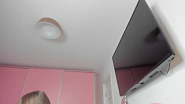 daddysgirl2222 online show from 10-19-25, 03:29