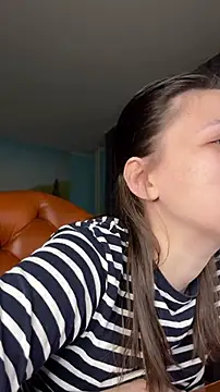 Snapshot of NinaVI chatting on 02-02-25, 05:59 NinaVI online show from 02-02-25, 05:59