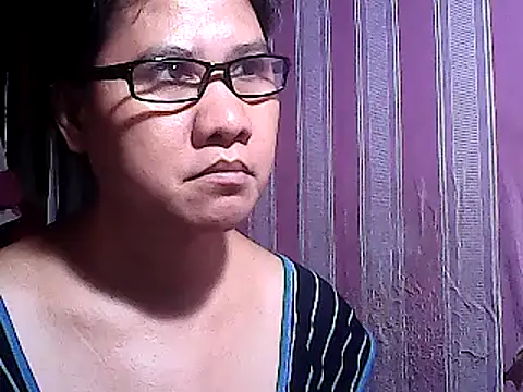 sweetsosie18 online show from 03-11-25, 09:37