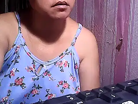 sweetsosie18 online show from 03-14-25, 05:24