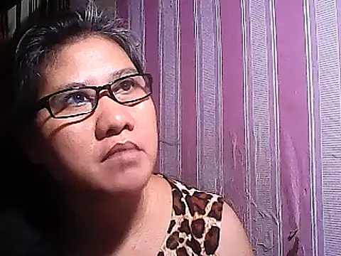 sweetsosie18 online show from 03-16-25, 11:49