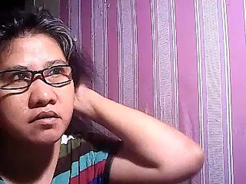 sweetsosie18 online show from 03-17-25, 08:19