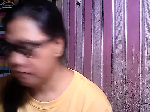 sweetsosie18 online show from 09-19-25, 07:21