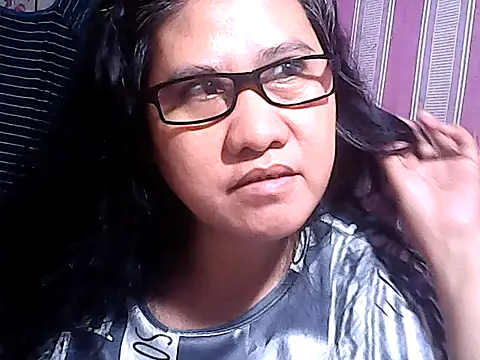 sweetsosie18 online show from 10-09-25, 12:41