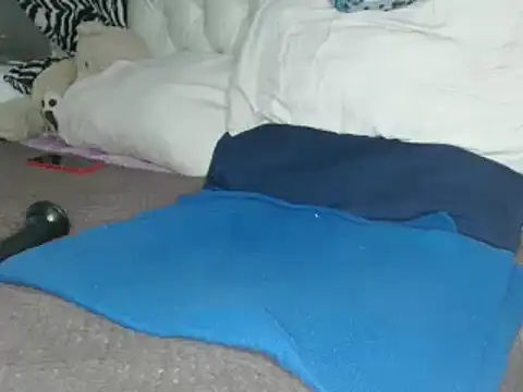 sharlot003 online show from 03-12-25, 11:31