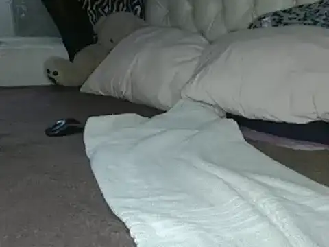 sharlot003 online show from 03-18-25, 12:03