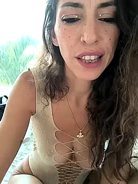 amanilouve online show from 01-08-25, 07:13